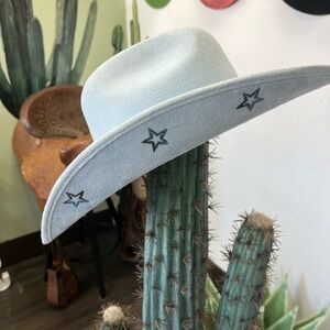 Star-Embellished baby blue Women's Hat
